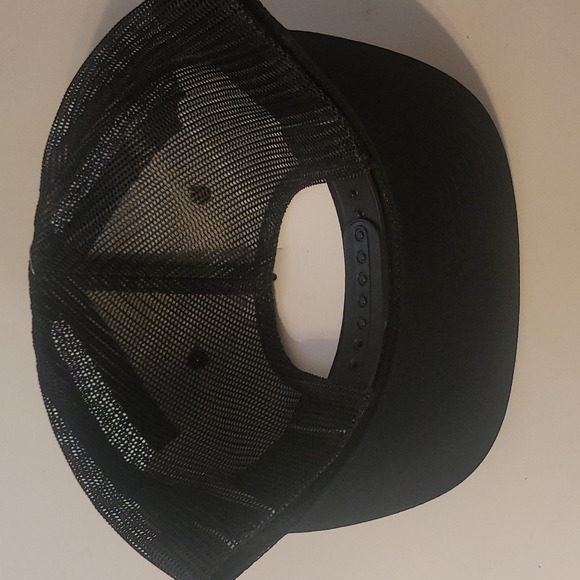 QUICKSILVER HAT - Picture 2 of 3